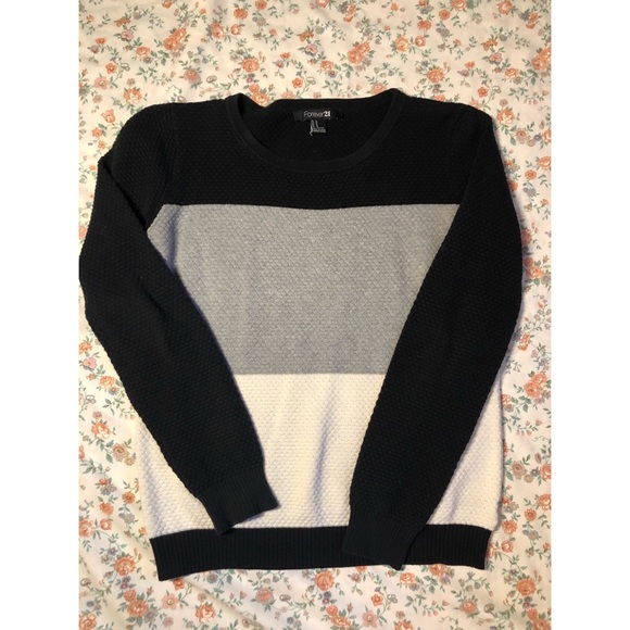 Color Block Sweater - Picture 3 of 3